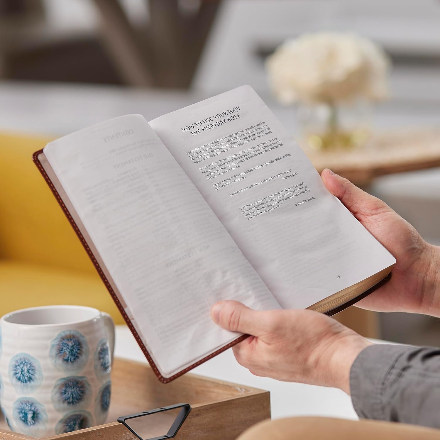 NKJV, The Everyday Bible, Hardcover, Red Letter, Comfort Print: 365 Daily Readings Through the Whole Bible